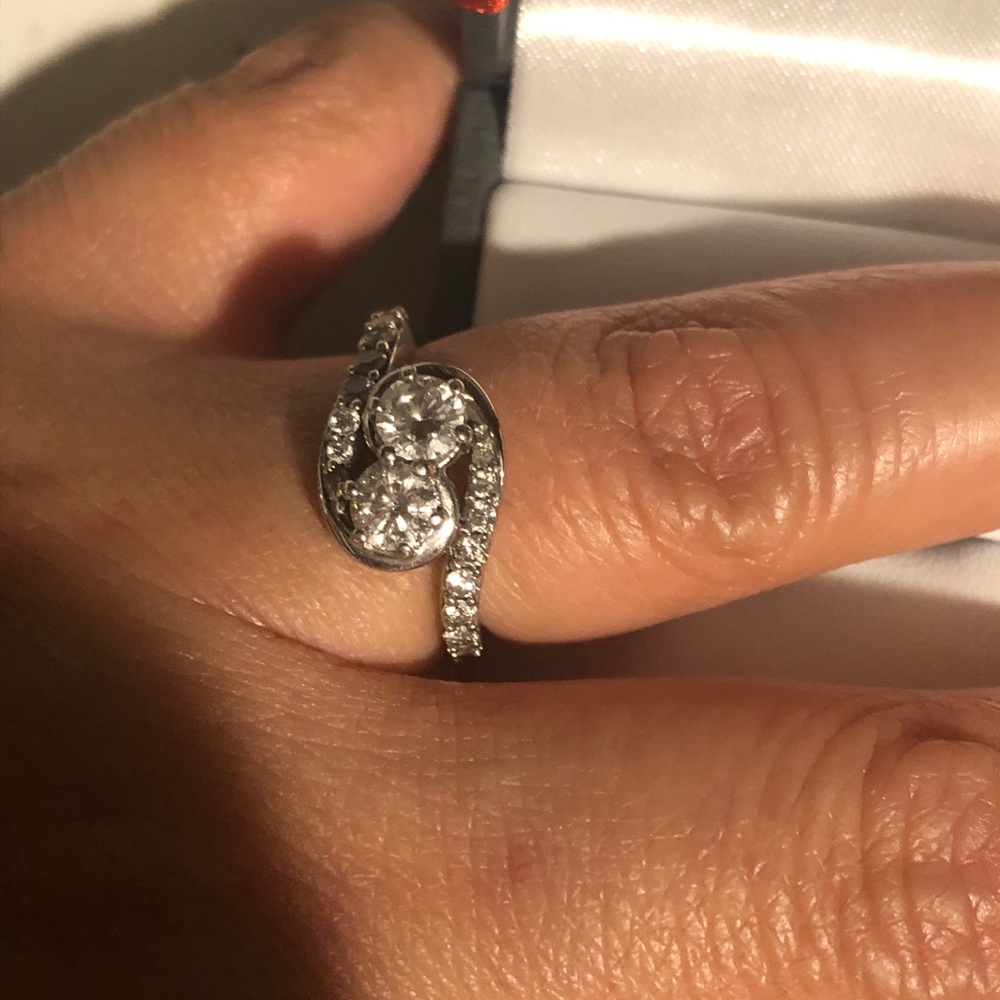 Ring wedding - Picture 2 of 3